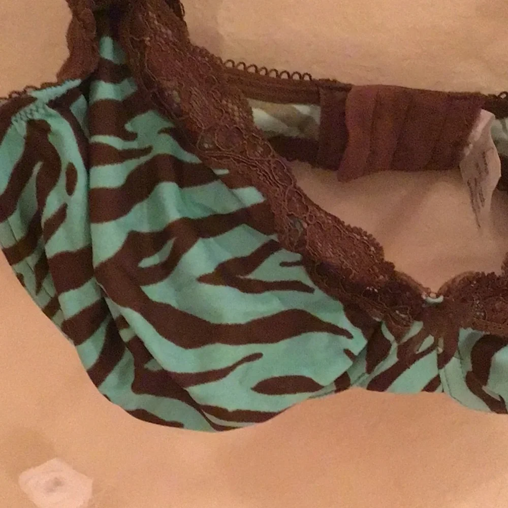 Whimsy Bra - Picture 2 of 8